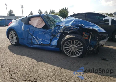 2009 Nissan 370Z z USA, uszkodzony, nr VIN JN1AZ44E19M401976